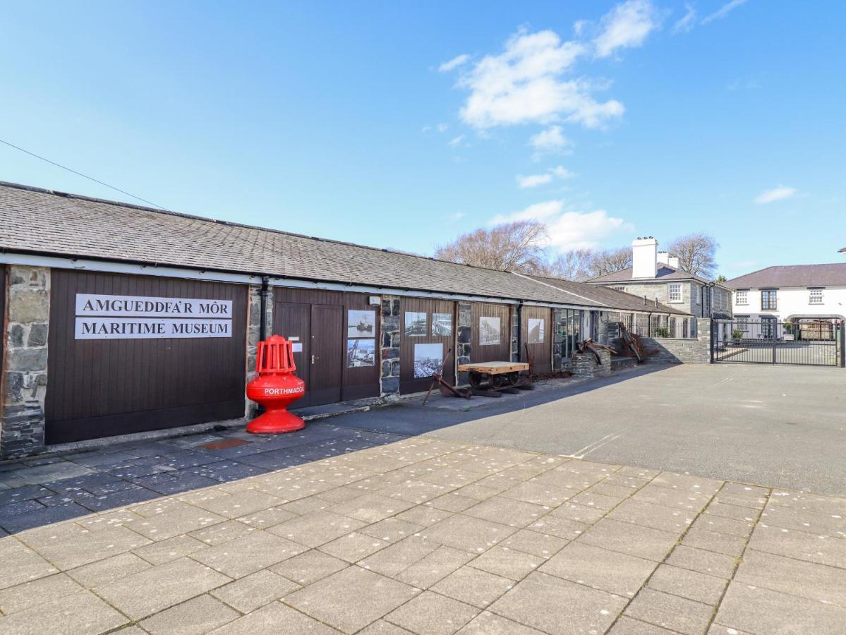 Taliesin Appartement Porthmadog Buitenkant foto